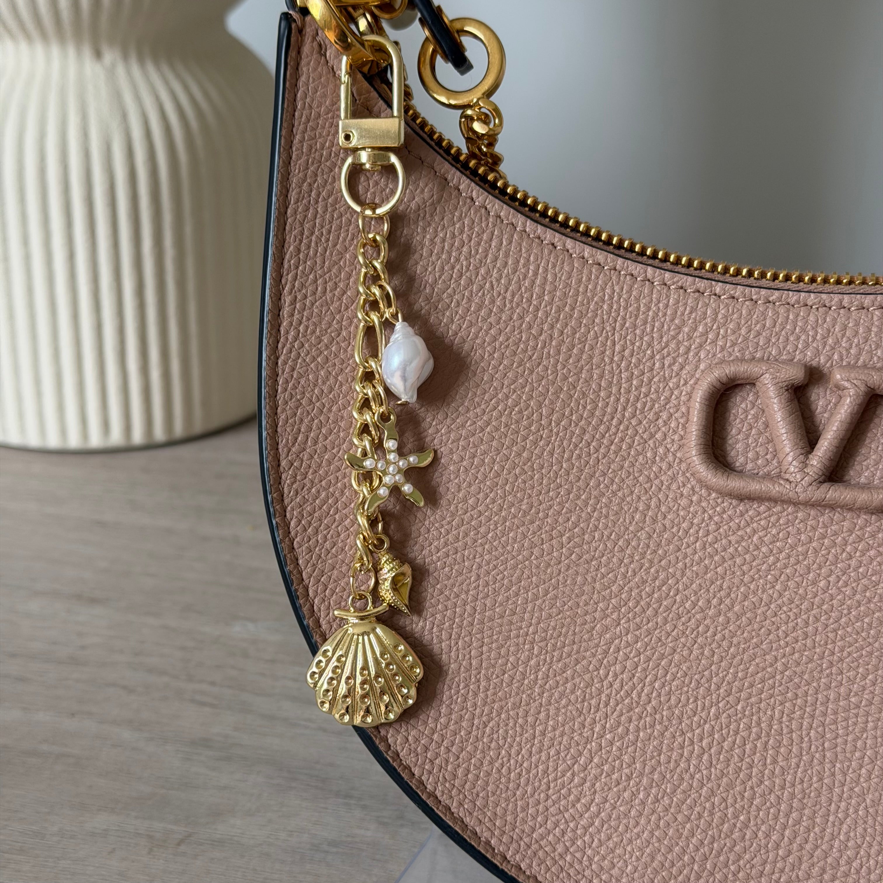 That Beach Girl Bag Charm - Vantage Jewelry