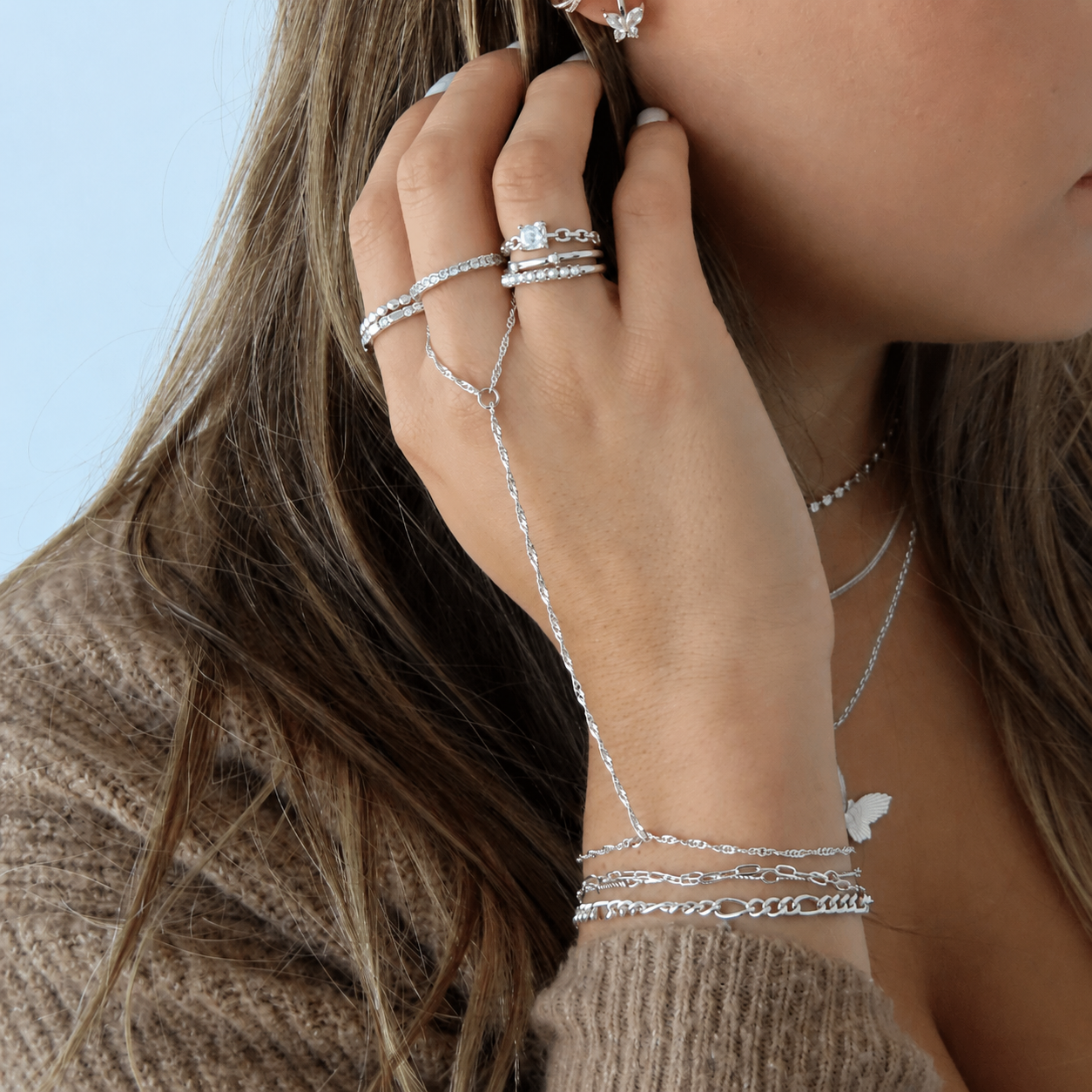 Viral Hand Chains: Anti Tarnish Waterproof - Vantage Jewelry
