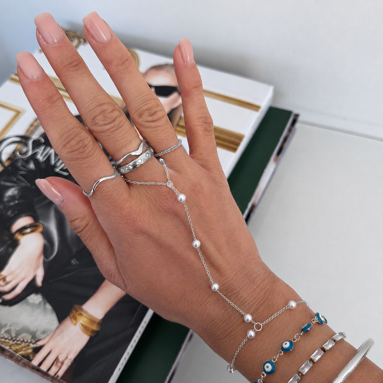 Viral Hand Chains: Anti Tarnish Waterproof - Vantage Jewelry