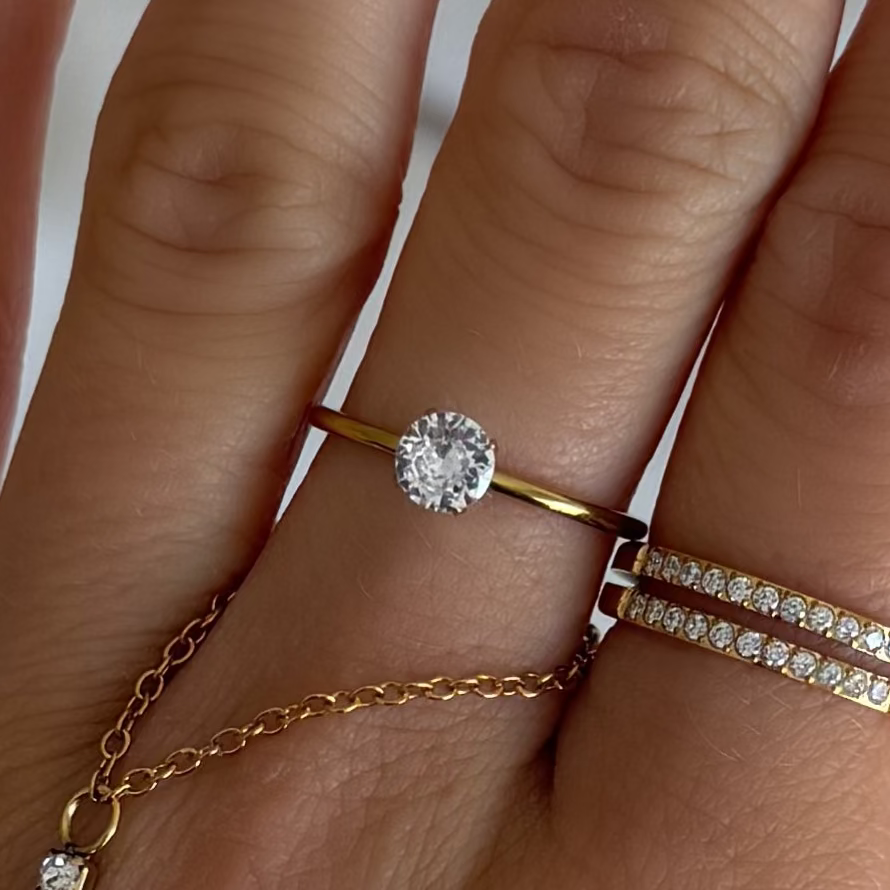 Petite Sparkle Ring - Vantage Jewelry