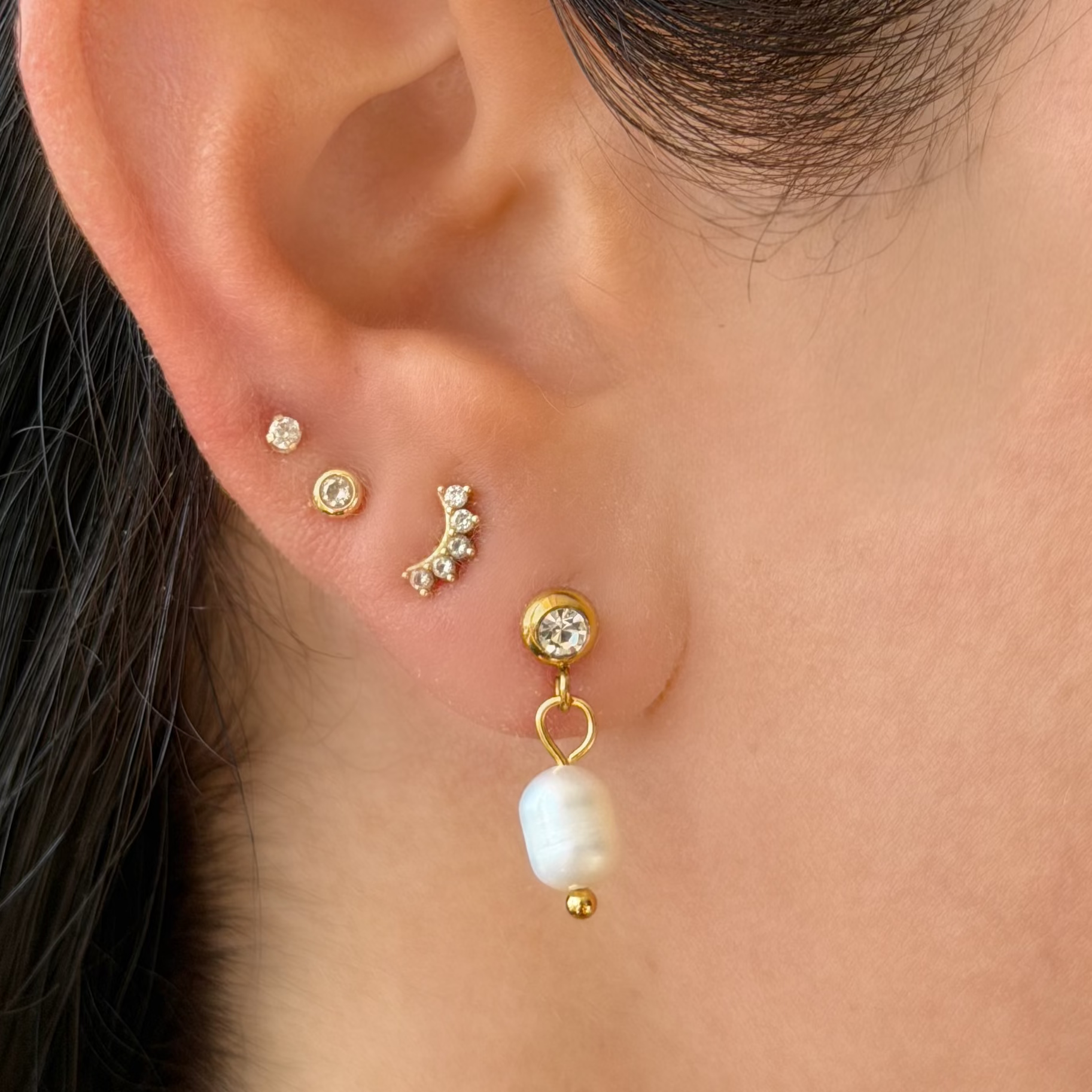 Pearl Glow Drop Flat Back Earrings - Vantage Jewelry