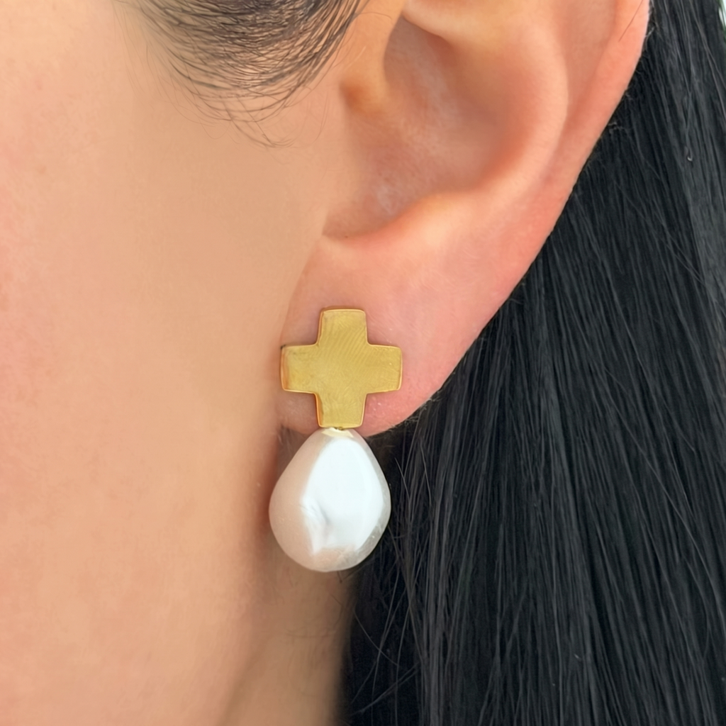 Gracie Pearl Earrings - Vantage Jewelry