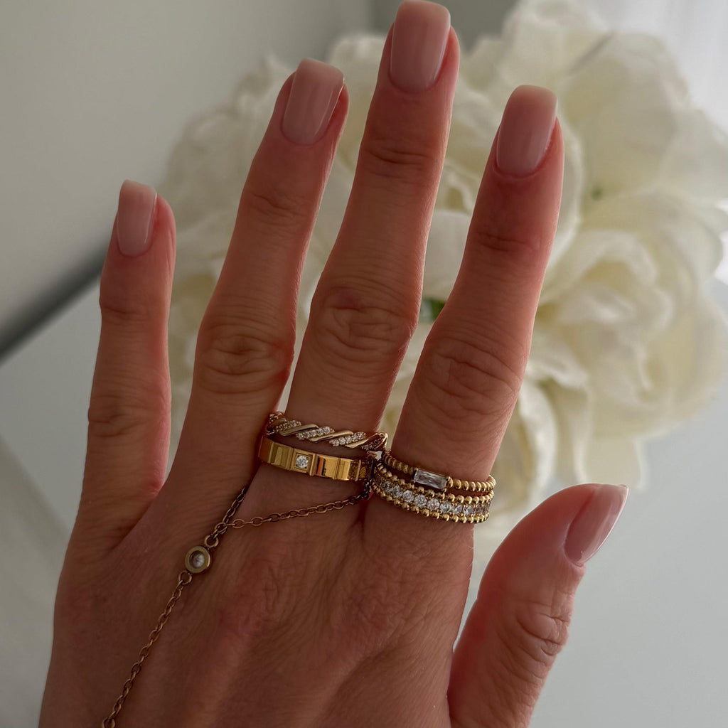 Moonbeam Ring