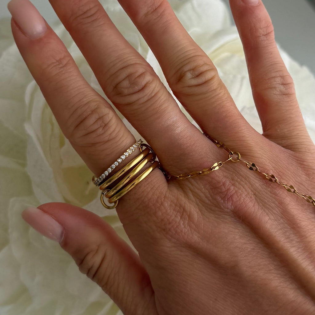 Linked Together Ring - Vantage Jewelry