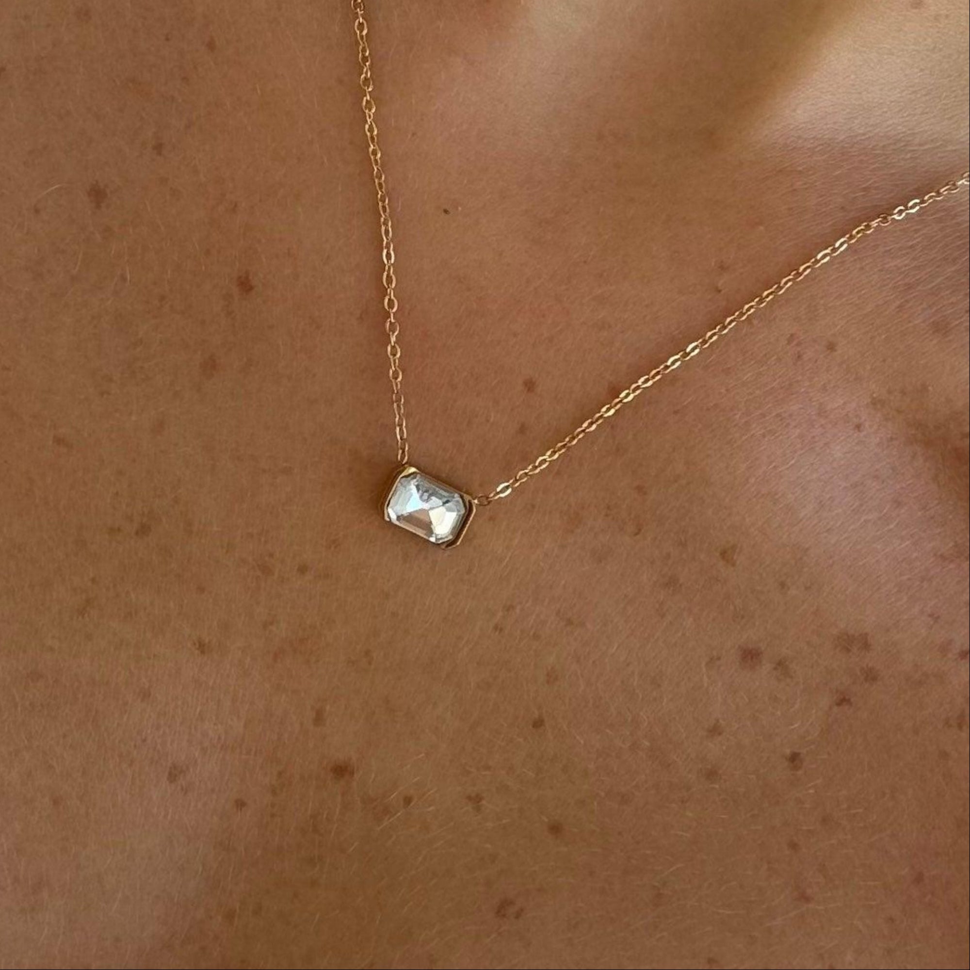 Noa Birthstone Necklace - Vantage Jewelry