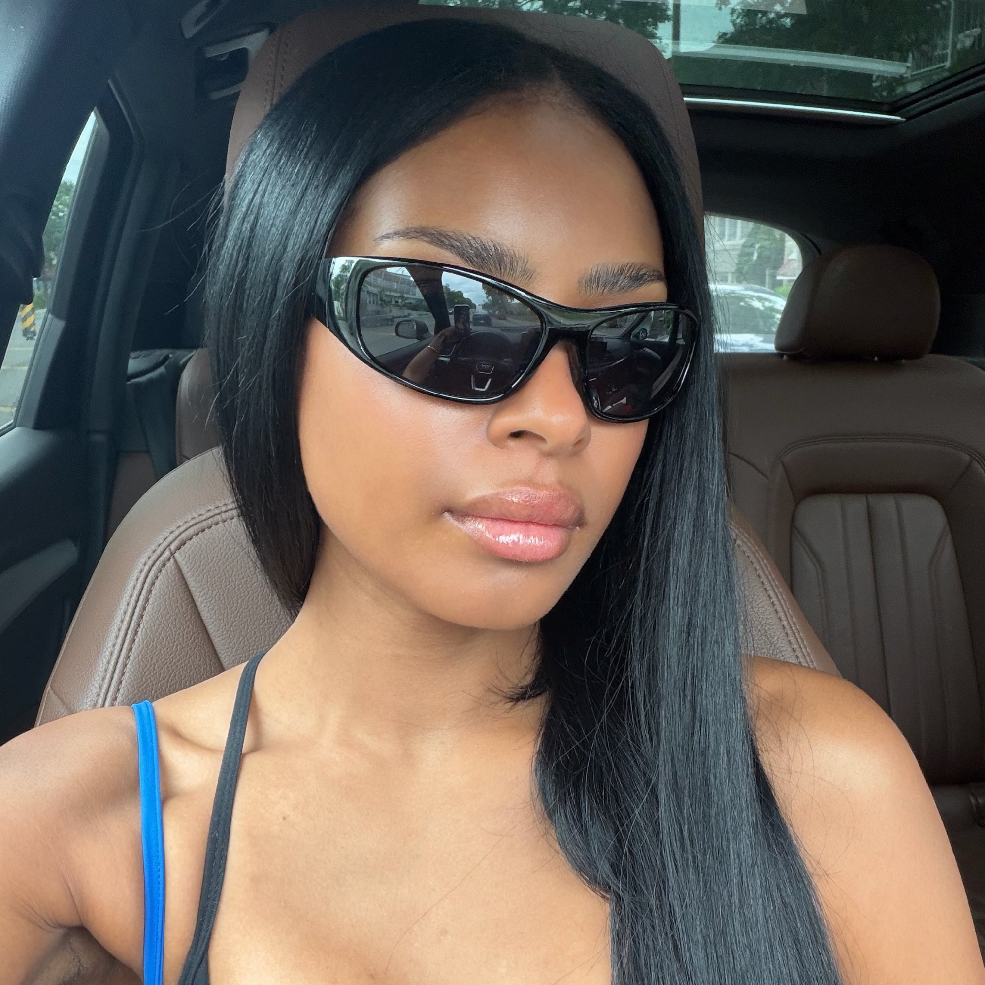 Lowkey Famous Sunglasses - Vantage Jewelry