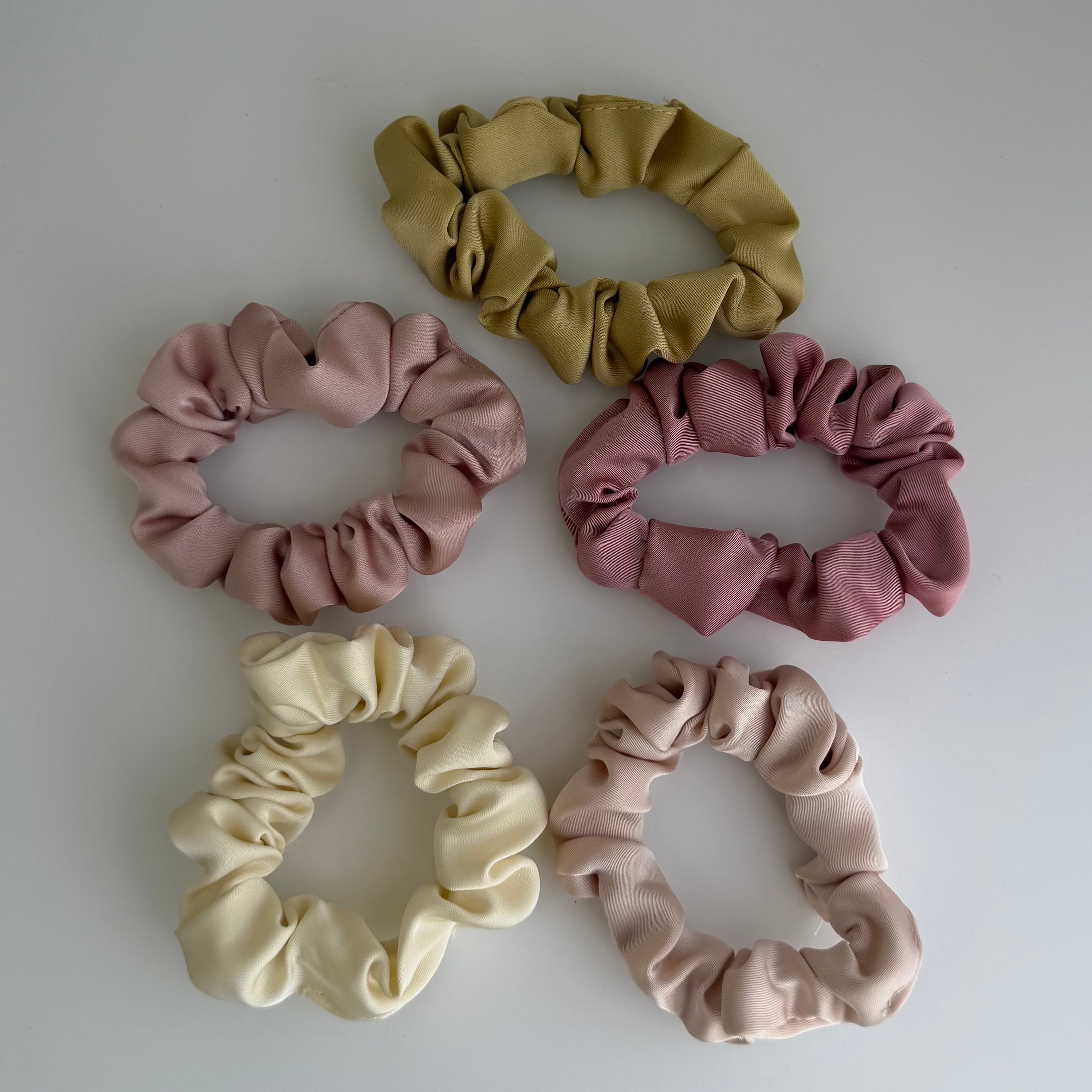 Scrunchie Set - 5-Pack - Vantage Jewelry