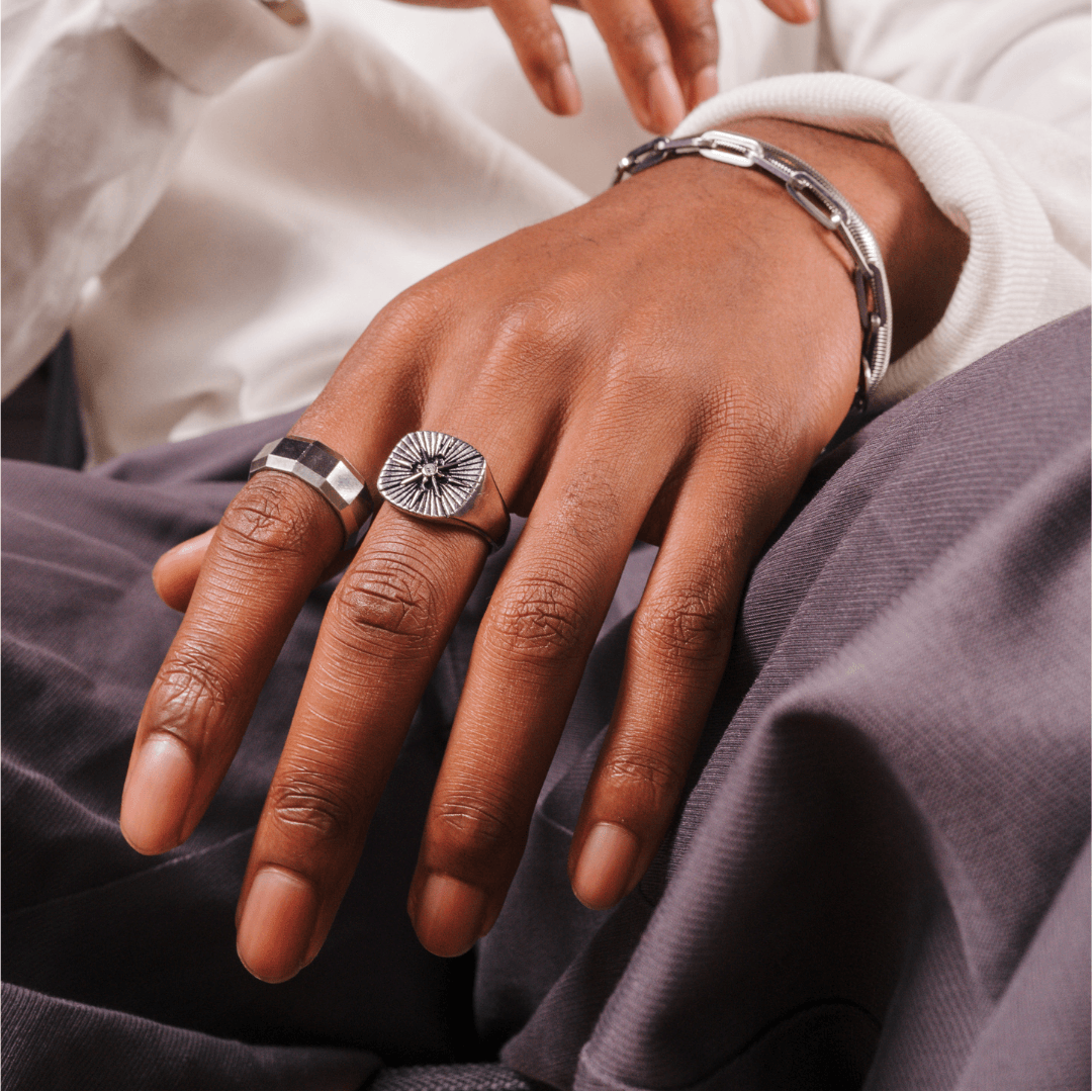 Knight's Ring