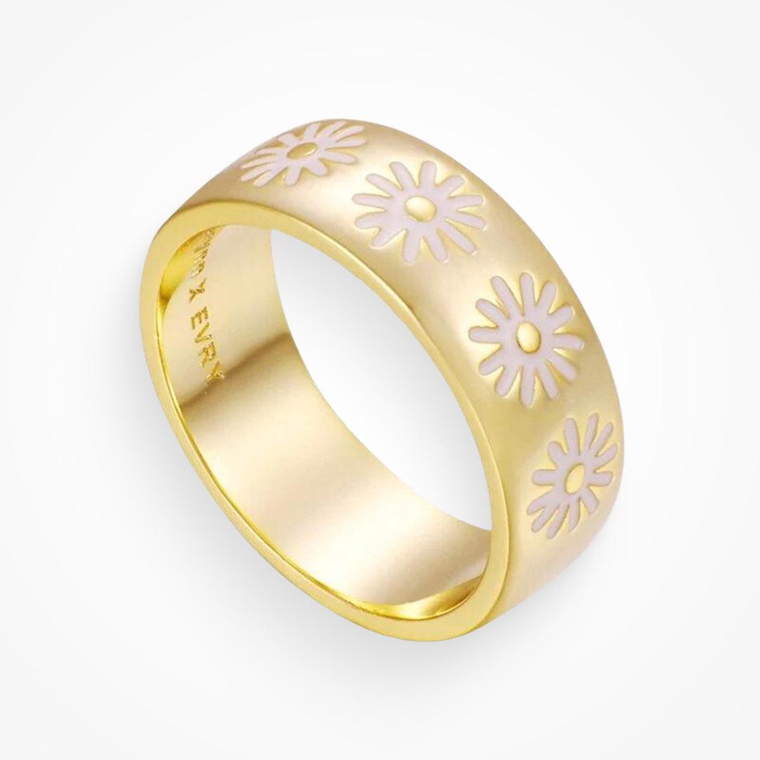 Miss Daisy Ring - Vantage Jewelry