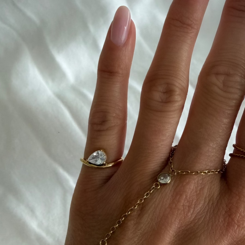 Sweet Swirl Pinky Ring - Vantage Jewelry